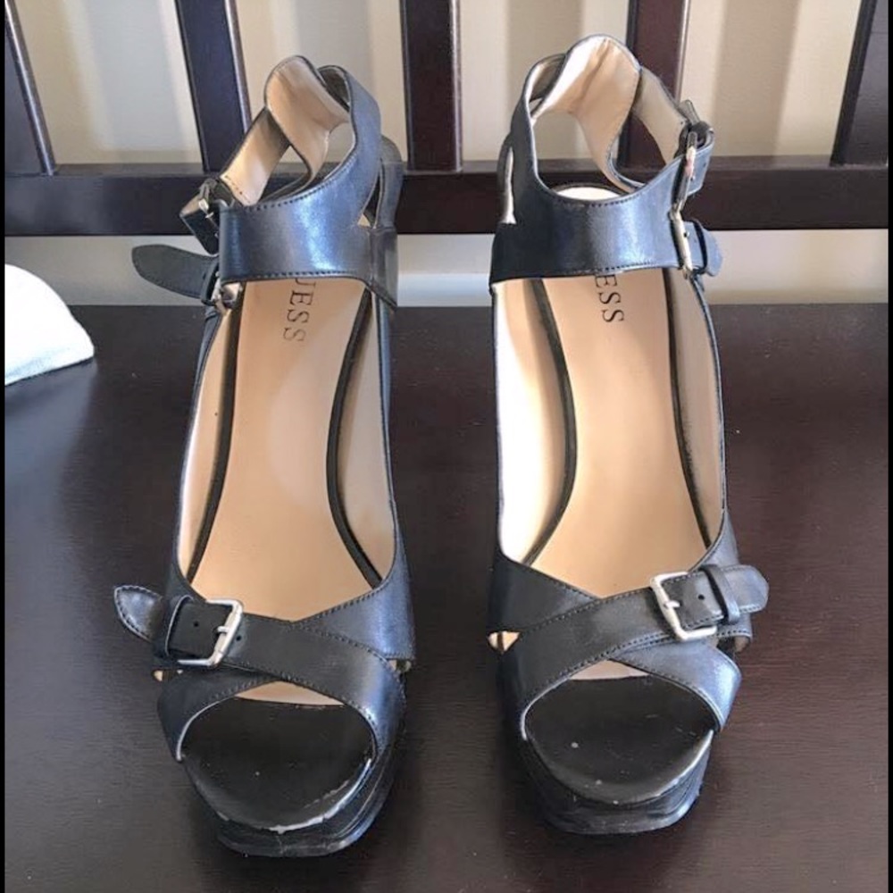 Guess Sandals